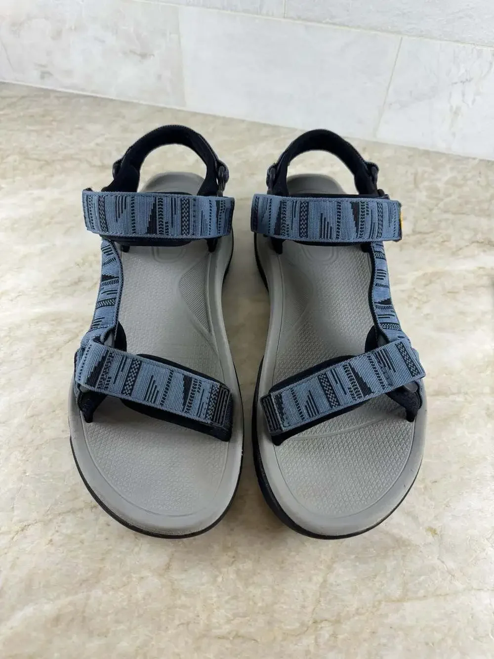 CAMEL CROWN Men’s Hiking Water Sandals Gray Blue Arch Support Sport Size 8.5